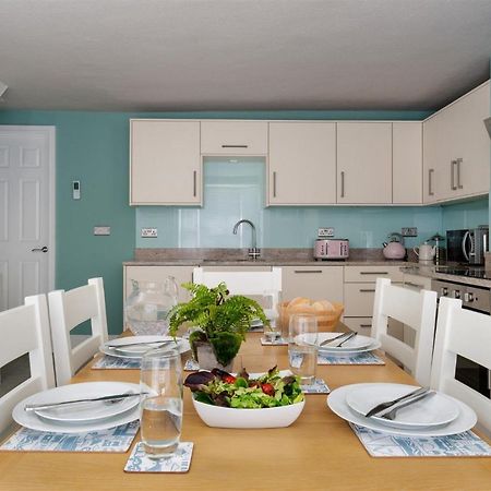 Gulls Rest - Charming Cottage In The Heart Of Historic Dartmouth Exterior photo
